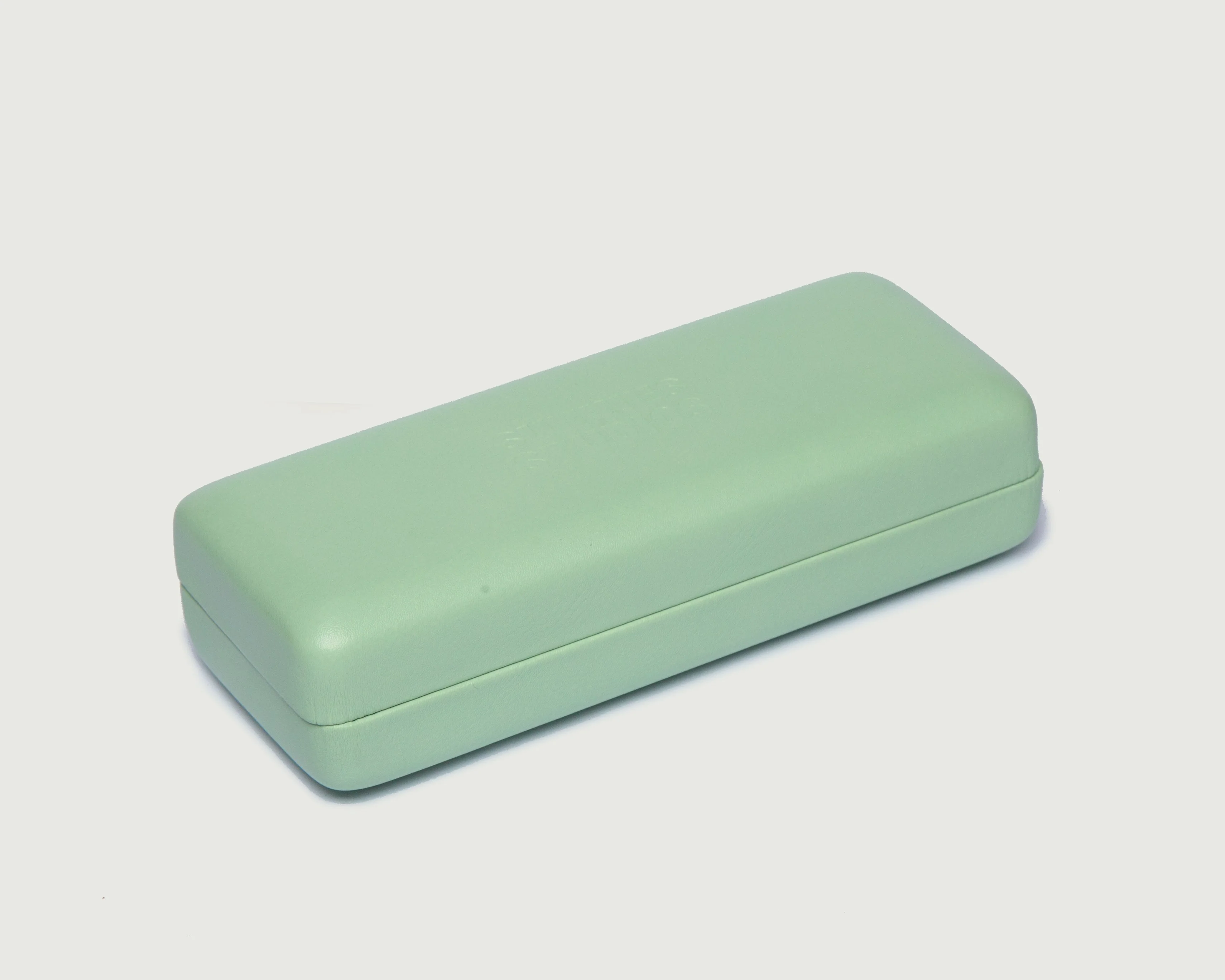 Hard Case - Image 4