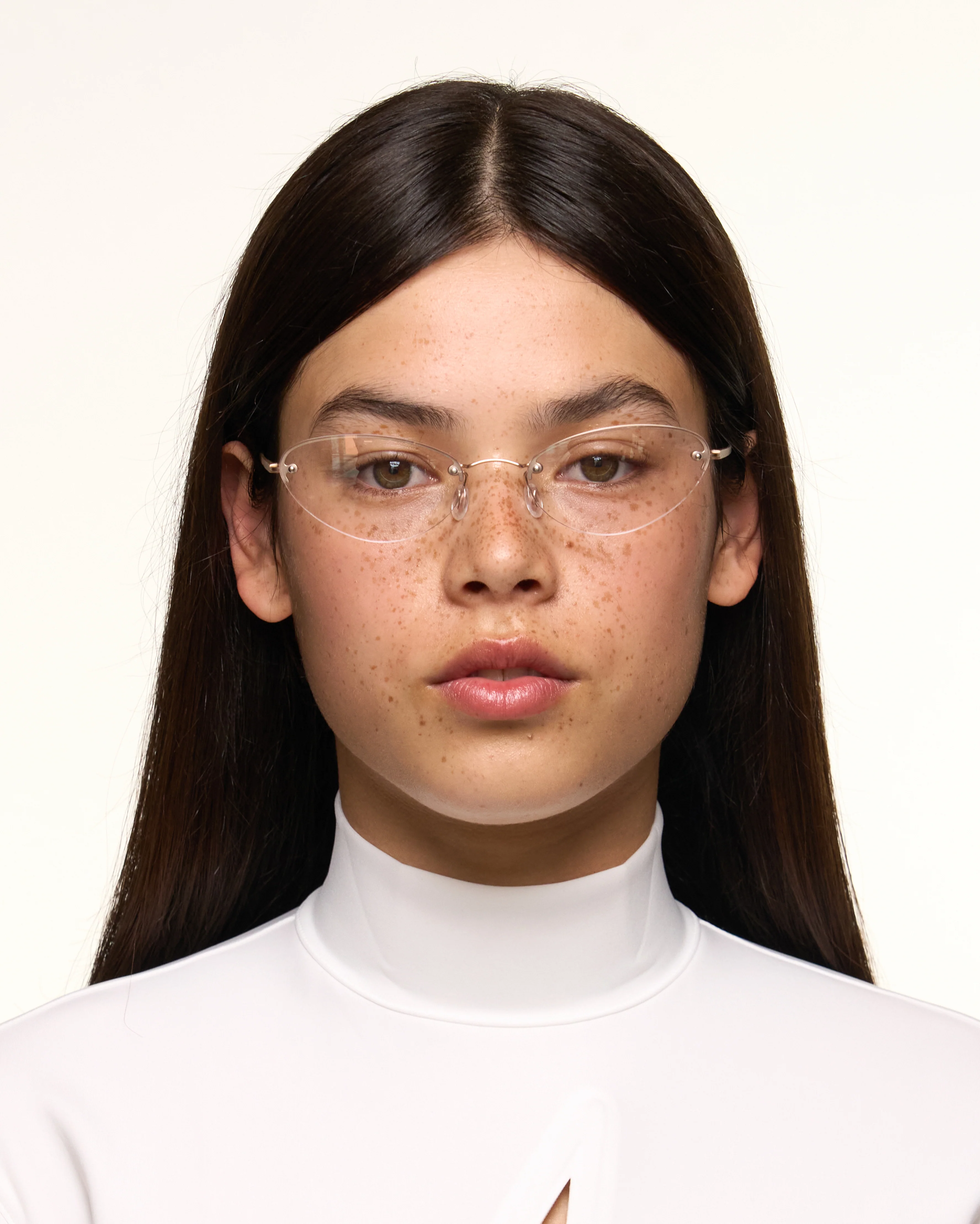 Holly - Image 12