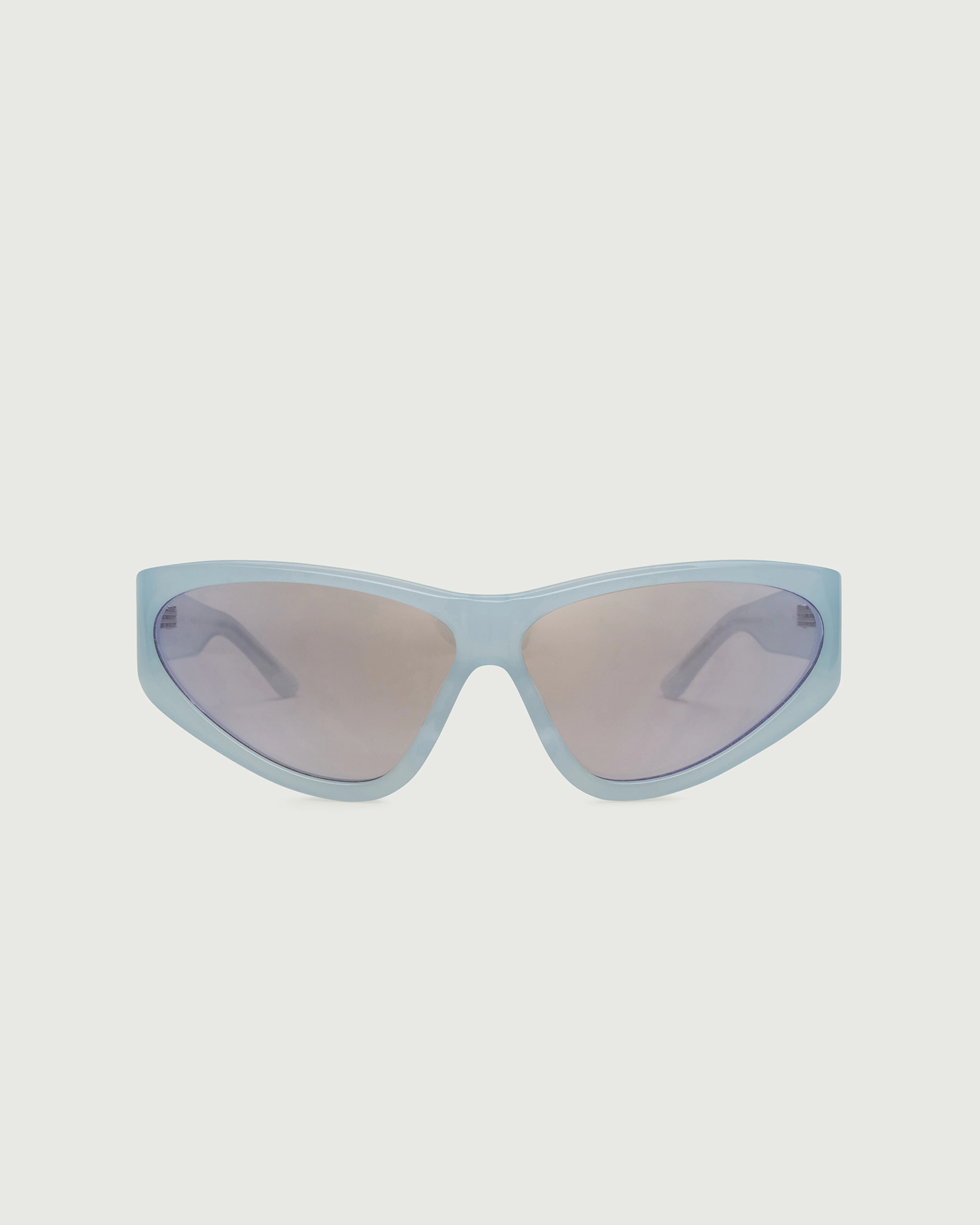 Zoe - Image 13